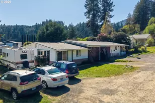 11766 Walnut Ave, Mapleton, OR 97453 - Photo 9