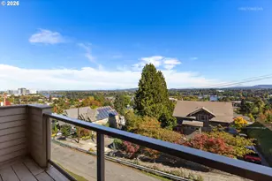 6719 S Corbett Ave, Portland, OR 97219 - Photo 35