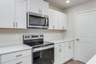 4426 SE Fisher's Crk Dr, Vancouver, WA 98683 - Photo 7