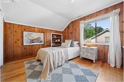 2023 SE Yukon St, Portland, OR 97202 - Photo 23