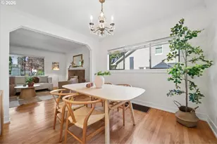 2023 SE Yukon St, Portland, OR 97202 - Photo 9