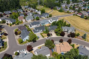 16568 NW Avondale Dr, Beaverton, OR 97006 - Photo 39
