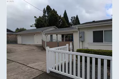 133 S Gateway Blvd, Cottage Grove, OR 97424 - Photo 7