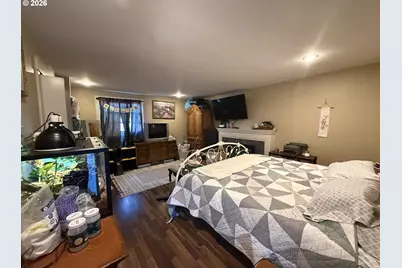 2460 E St, Springfield, OR 97477 - Photo 21
