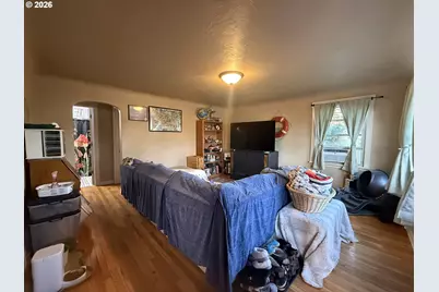 2460 E St, Springfield, OR 97477 - Photo 11