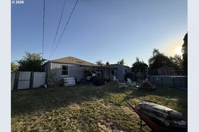 2460 E St, Springfield, OR 97477 - Photo 29