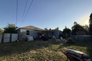 2460 E St, Springfield, OR 97477 - Photo 29