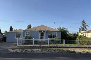 2460 E St, Springfield, OR 97477 - Photo 35