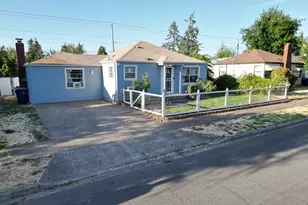 2460 E St, Springfield, OR 97477 - Photo 3