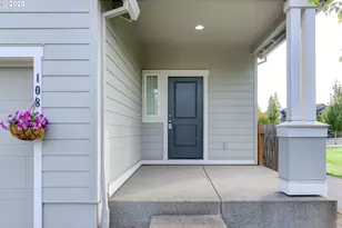 108 N 34th Ct, Ridgefield, WA 98642 - Photo 3