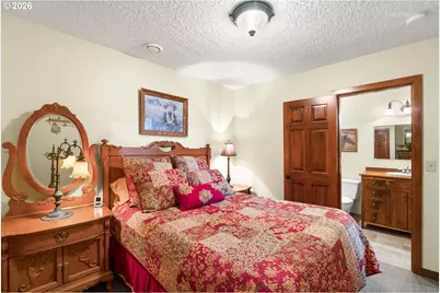 16063 SW Westminster Dr, Tigard, OR 97224 - Photo 33