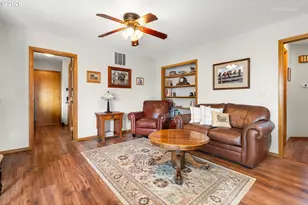 16063 SW Westminster Dr, Portland, OR 97224 - Photo 11