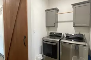 88051 Lake Point Dr, Florence, OR 97439 - Photo 21