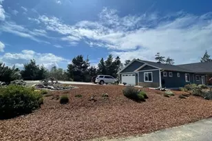 88051 Lake Point Dr, Florence, OR 97439 - Photo 25