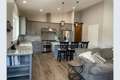 88051 Lake Point Dr, Florence, OR 97439 - Photo 5