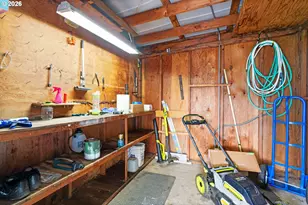 7080 Thurston Rd, Springfield, OR 97478 - Photo 19