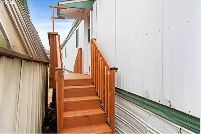 7080 Thurston Rd #02, Springfield, OR 97478 - Photo 17