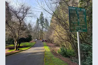 7853 SW Willowbottom Way, Portland, OR 97224 - Photo 29