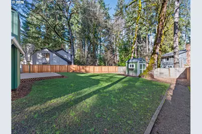 7853 SW Willowbottom Way, Portland, OR 97224 - Photo 5