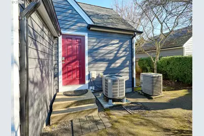 285 NE 3rd Ave, Canby, OR 97013 - Photo 33