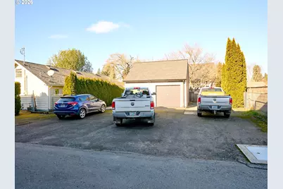 285 NE 3rd Ave, Canby, OR 97013 - Photo 37