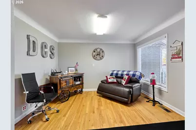 285 NE 3rd Ave, Canby, OR 97013 - Photo 5