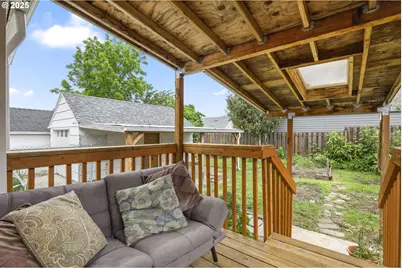 6824 N Commercial Ave, Portland, OR 97202 - Photo 45