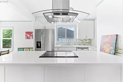 6824 N Commercial Ave, Portland, OR 97202 - Photo 15