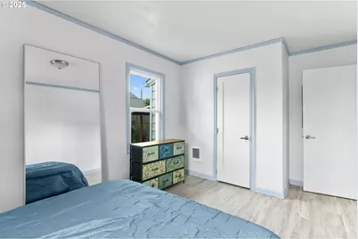 6824 N Commercial Ave, Portland, OR 97202 - Photo 25