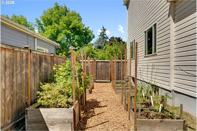 6028 SE Gladstone St, Portland, OR 97206 - Photo 43