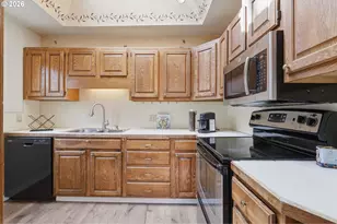 11610 NE Fremont Ct, Portland, OR 97220 - Photo 11