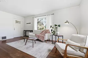 11610 NE Fremont Ct, Portland, OR 97220 - Photo 5