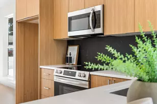 3025 NE Ainsworth St, Portland, OR 97211 - Photo 11