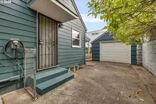 1416 NE Ainsworth St, Portland, OR 97211 - Photo 43
