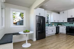 7939 N Dana Ave, Portland, OR 97203 - Photo 11