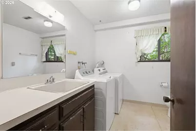 17515 SW Cheyenne Way, Tualatin, OR 97062 - Photo 31