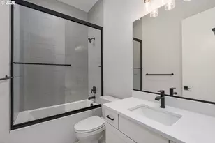 15229 S E Towers Ter, Milwaukie, OR 97267 - Photo 21