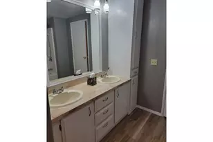 1050 W Central Ave, Sutherlin, OR 97479 - Photo 9