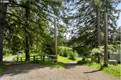 45900 E Haines Rd, Corbett, OR 97019 - Photo 39