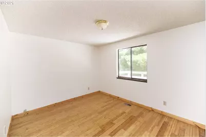 45900 E Haines Rd, Corbett, OR 97019 - Photo 21