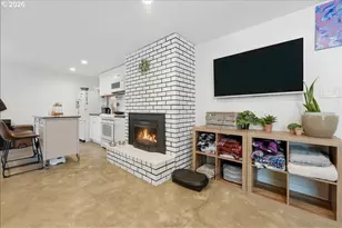 6910 Northeast Pacific Street, Portland, OR 97213 - Photo 33