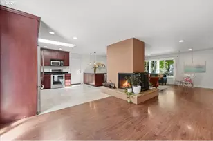 6910 Northeast Pacific Street, Portland, OR 97213 - Photo 15