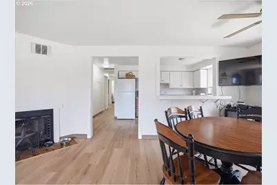 1575 Fircrest Ct SE, Salem, OR 97306 - Photo 11