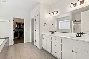 16596 Memory Ln, Oregon City, OR 97045 - Photo 27