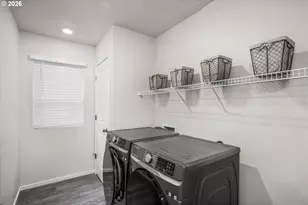 2938 Fenya St, Springfield, OR 97477 - Photo 25