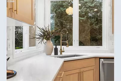 17558 SW Kemmer View Ct, Beaverton, OR 97007 - Photo 5