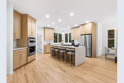 17558 SW Kemmer View Ct, Beaverton, OR 97007 - Photo 3