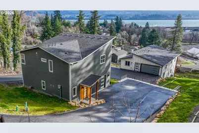 79 NW Lasher Rd, Stevenson, WA 98648 - Photo 1