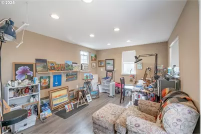 540 Lavender St, Silverton, OR 97381 - Photo 33