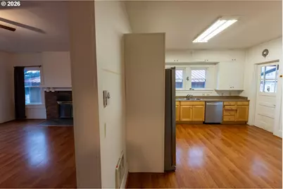 2306 3rd St, Tillamook, OR 97141 - Photo 15